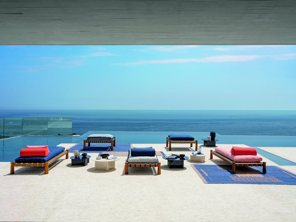 Banc indien en iroko 124 cm Guna 02 - Gervasoni - The Cool Republic