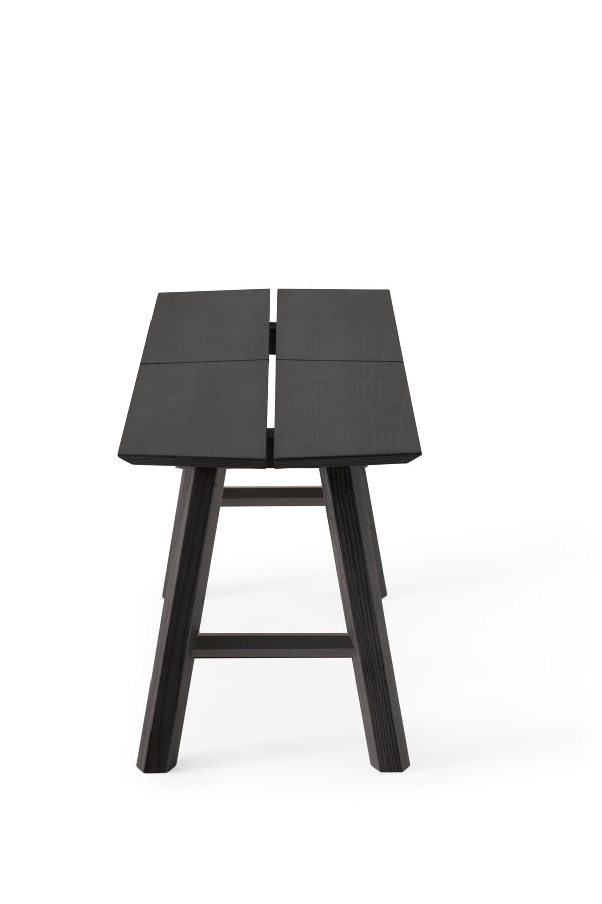 Banc noir et pieds noir SAVIA - Woodendot - The Cool Republic