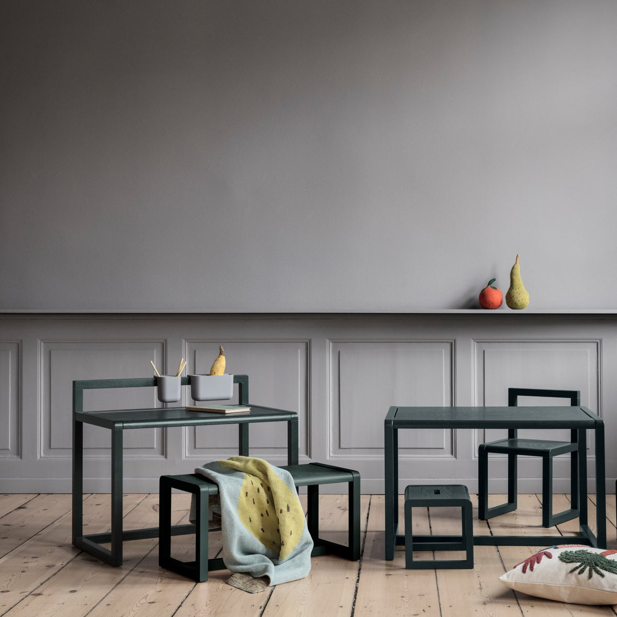 Banc pour enfant bleu Petit Architecte - Ferm Living - The Cool Republic