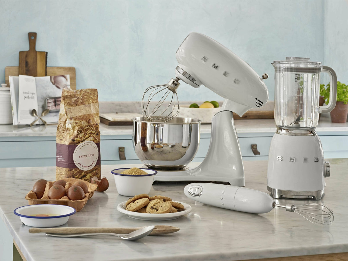 Blender en aluminium blanc Années 50 - Smeg - The Cool Republic