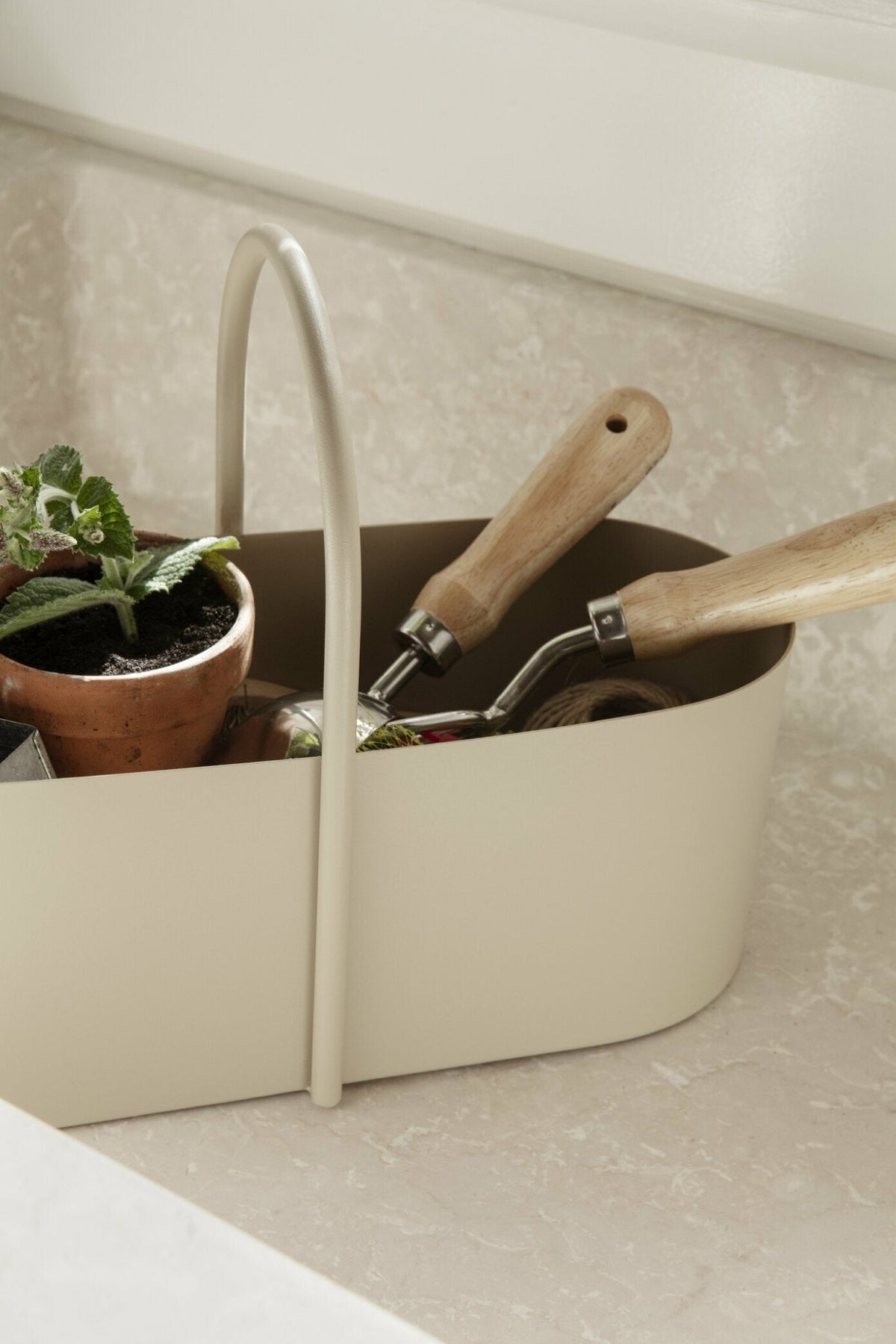 Boîte de rangement en fer galvanisé crème 35 x 26 x 17 cm Grib - Ferm living - The Cool Republic