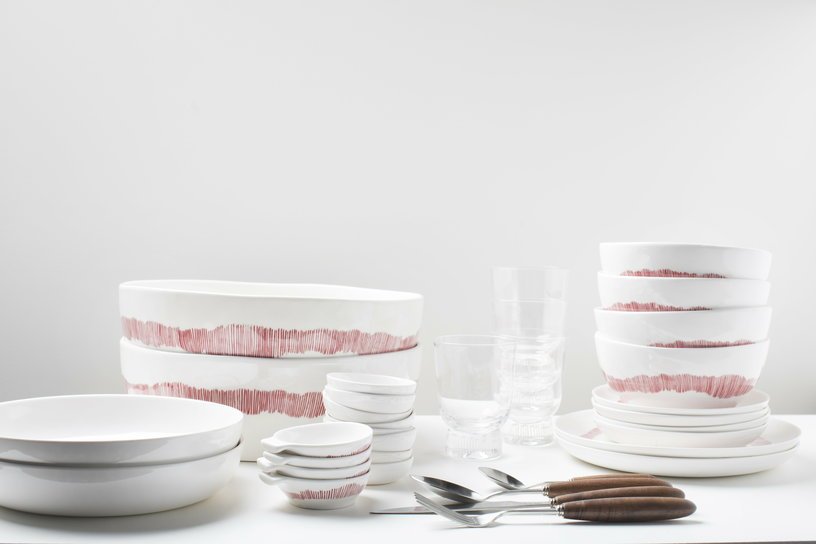 Bol L blanc avec motif rouge Feast - Serax - The Cool Republic