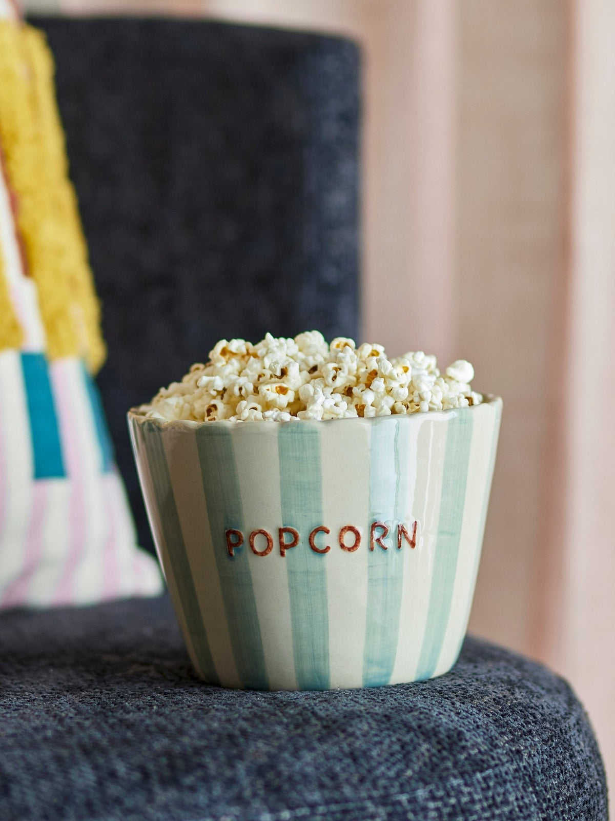 Bol rond à popcorn en grès à rayures et pois 17,5x13,5 cm 1900 ml Chip - Bloomingville - The Cool Republic
