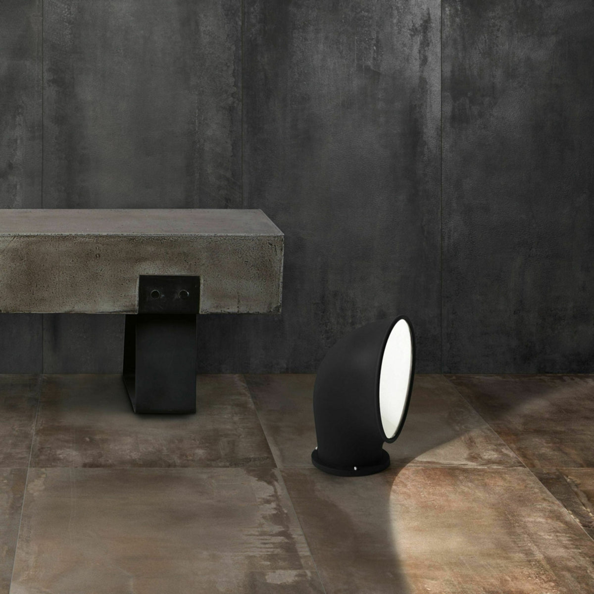 Grey aluminium bollard light Piroscafo - Artemide - The Cool Republic