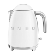 Bouilloire électrique blanche mat 1,7 L Années 50 - Smeg - The Cool Republic