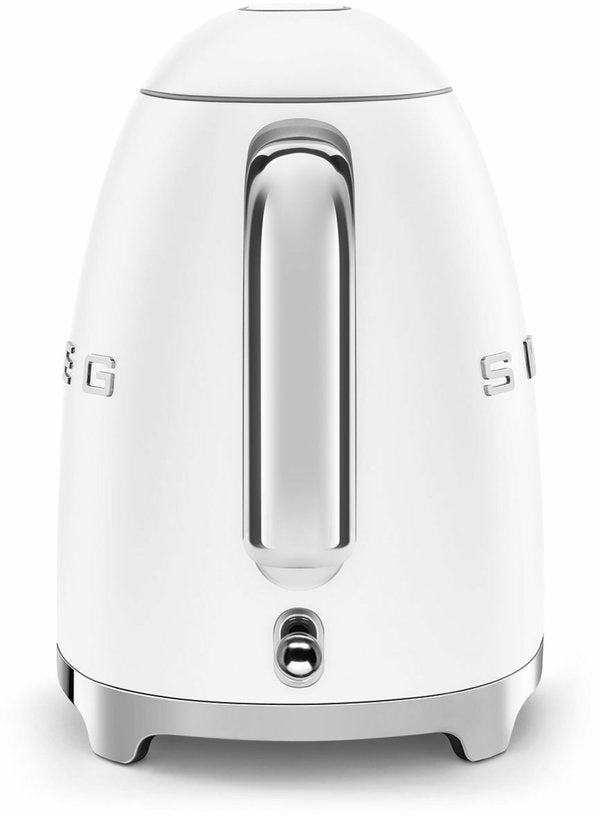Bouilloire électrique blanche mat 1,7 L Années 50 - Smeg - The Cool Republic