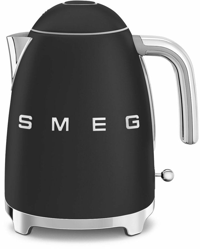 Bouilloire électrique noire mat 1,7 L Années 50 - Smeg - The Cool Republic