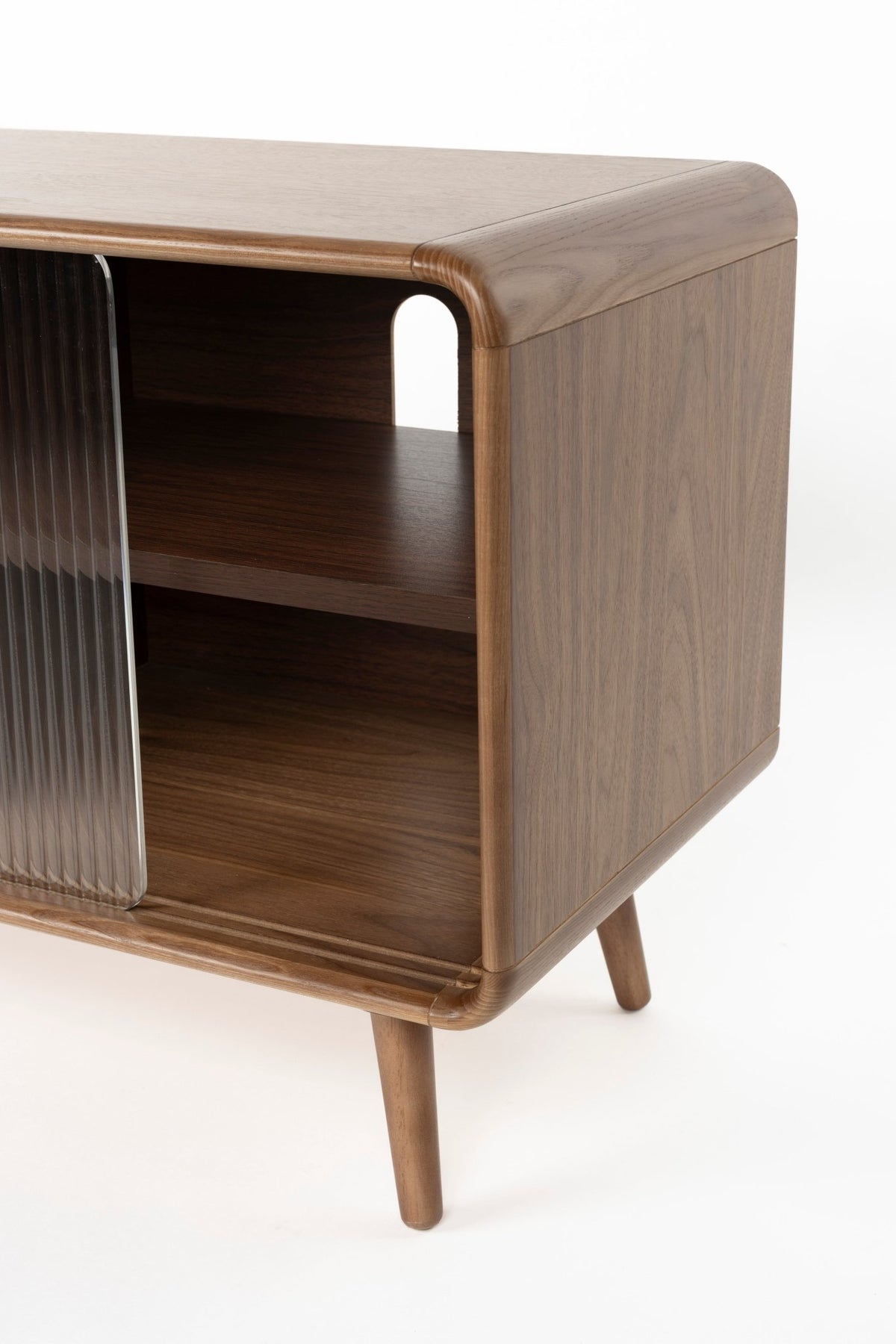 Buffet en bois de noyer 40x100x55cm Rise - Zuiver - The Cool Republic