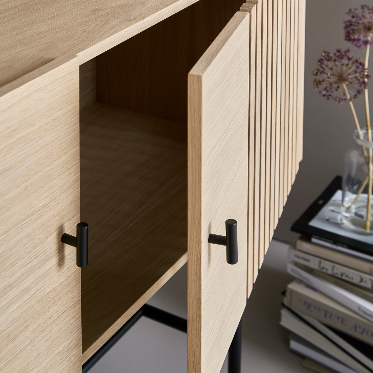 Buffet en chêne 180 cm Array - Woud - The Cool Republic