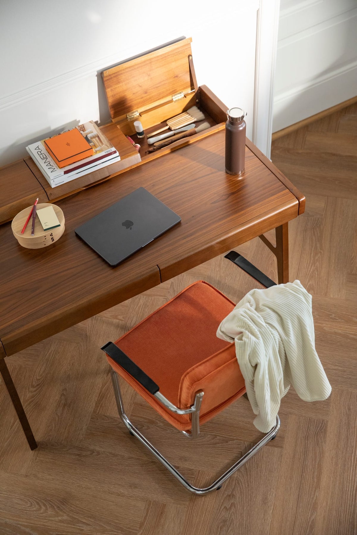 Bureau avec tiroirs en noyer marron 70x120x81cm Kaat - Zuiver — vue 5
