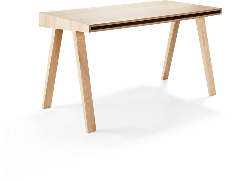 Bureau en bois lituanien 140 cm 4.9 Drawers - Emko - The Cool Republic