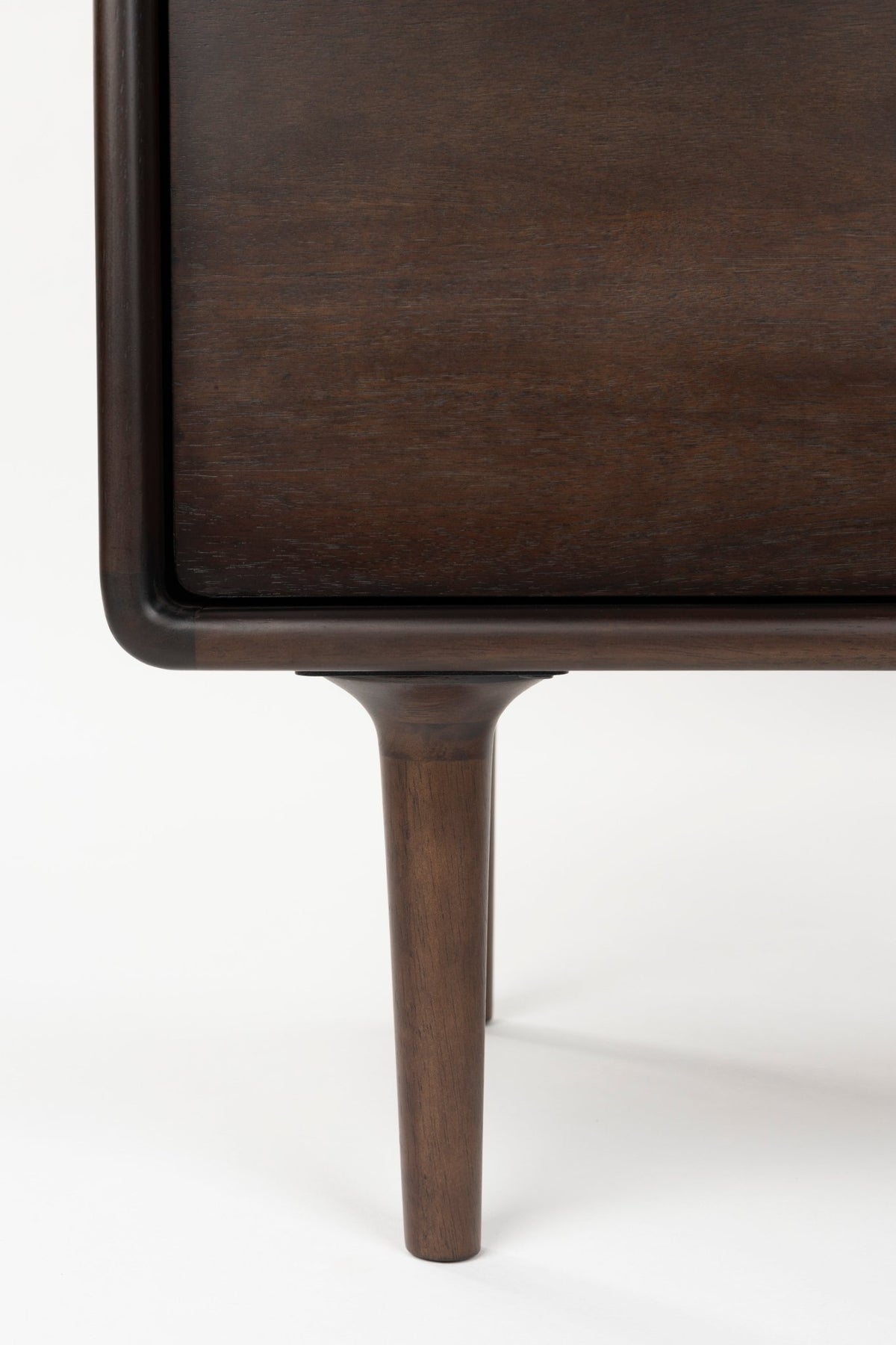 Bureau en bois massif foncé 45x80x120cm Elroy - Dutchbone - The Cool Republic