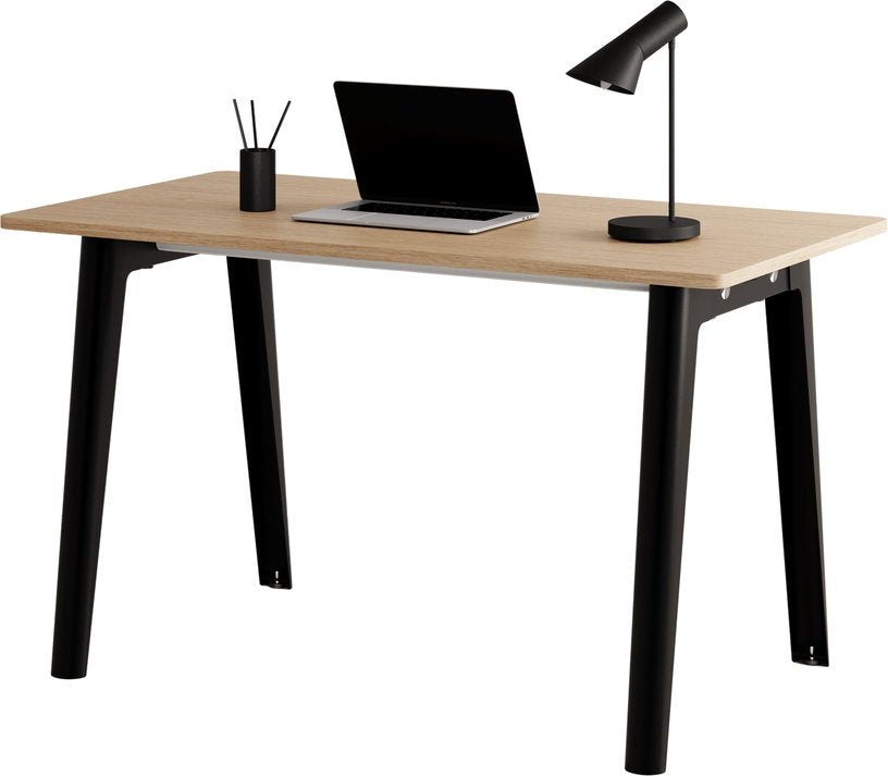 Bureau en chêne éco - certifié 130 x 70 cm piètements noirs New Modern - Tiptoe - The Cool Republic