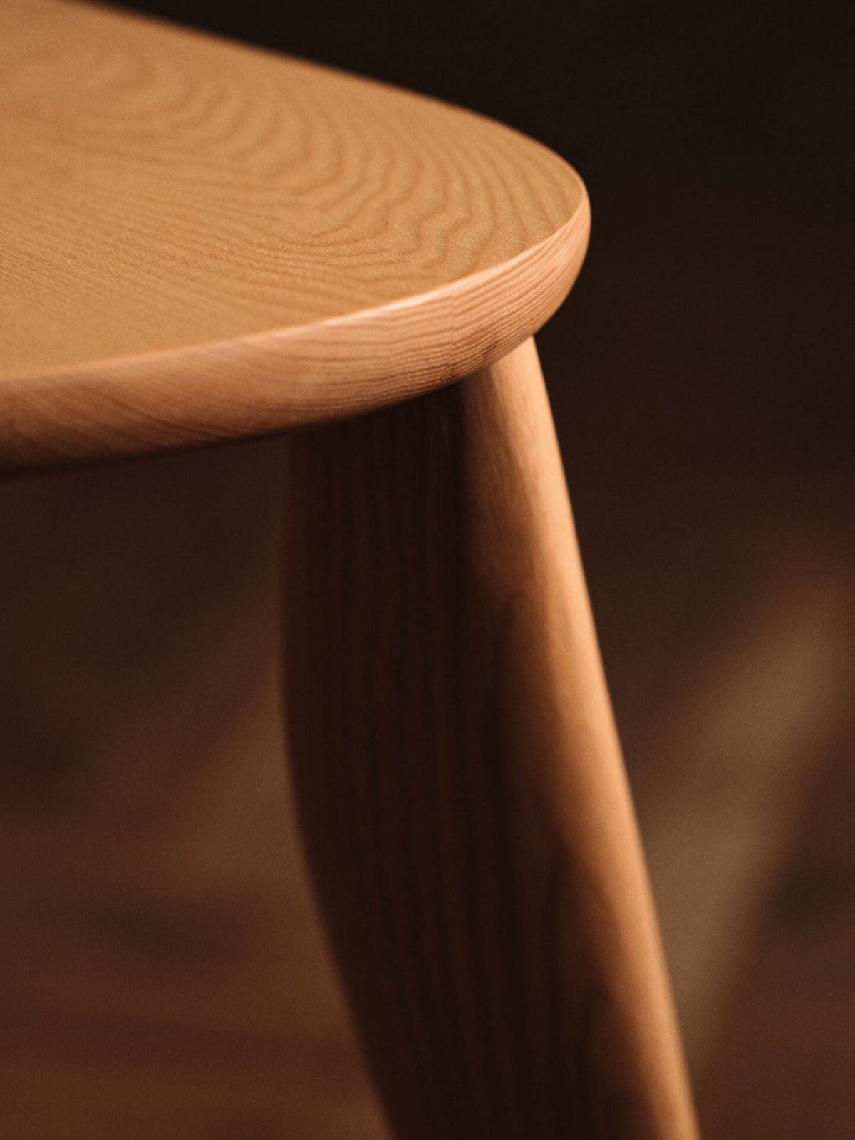 Bureau en frêne naturel 117 x 60 x 73 cm Feve - Ferm Living - The Cool Republic