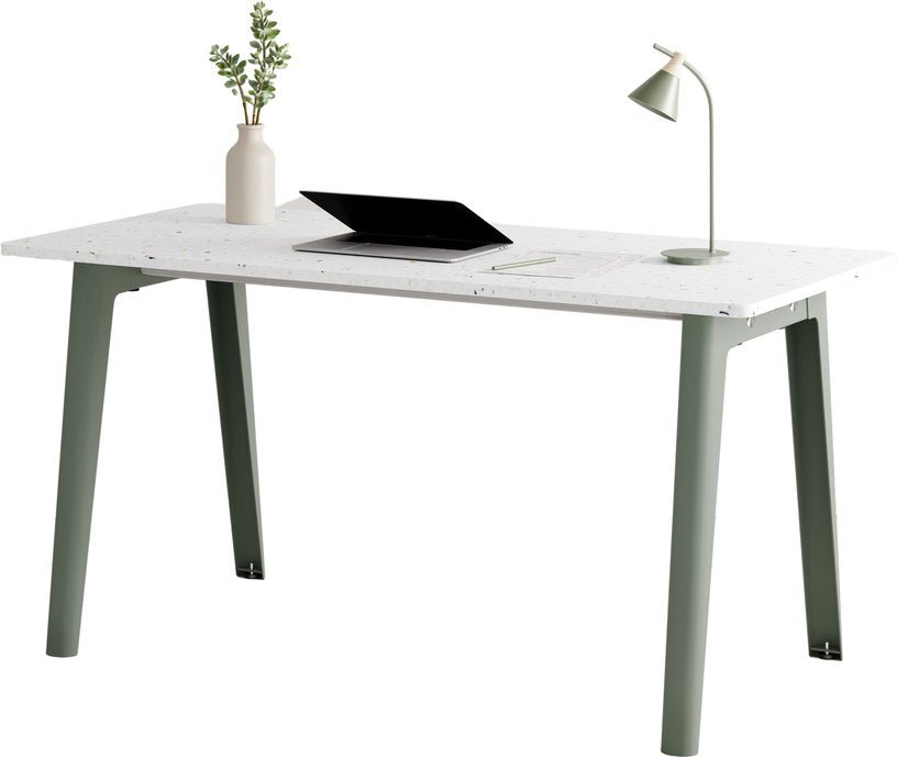 Bureau en plastique recyclé blanc 150 x 70 cm piètements gris eucalyptus New Modern - Tiptoe - The Cool Republic