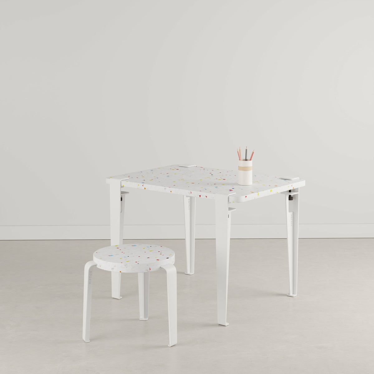 Bureau child's recycled plastic 70 x 50 cm white Tutti Frutti and white stool Mini Lou - Tiptoe - The Cool Republic