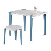 Bureau enfant plastique recyclé 70 x 50 cm bleu Tutti Frutti et tabouret bleu Mini Lou - Tiptoe - The Cool Republic