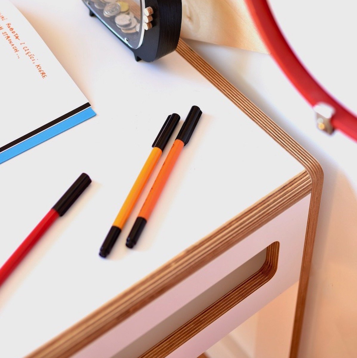 Bureau gris pour enfant Flex Comby - Nuki Shop - The Cool Republic