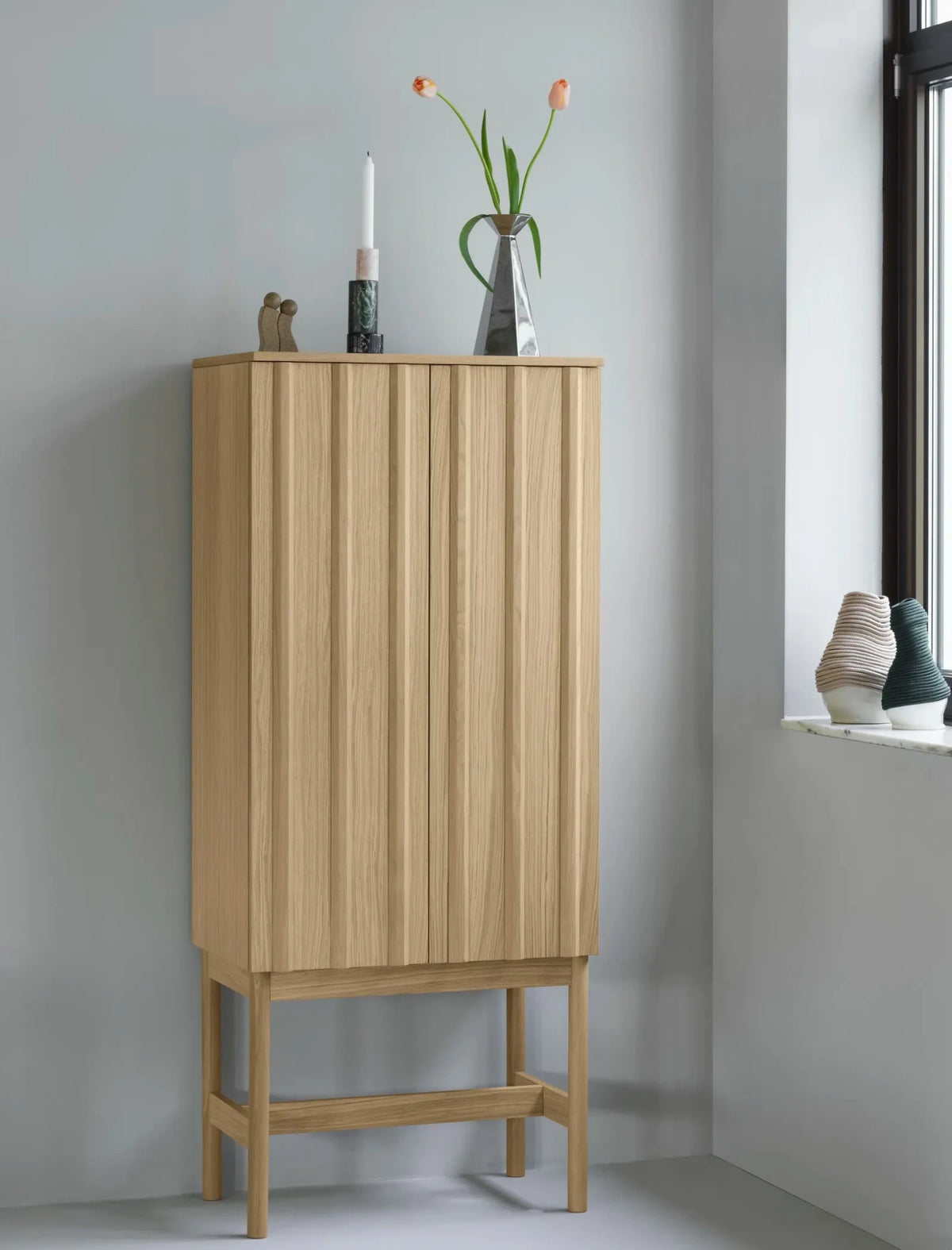 Cabinet en chêne 70x43x166,5cm Rib - Normann Copenhagen - The Cool Republic
