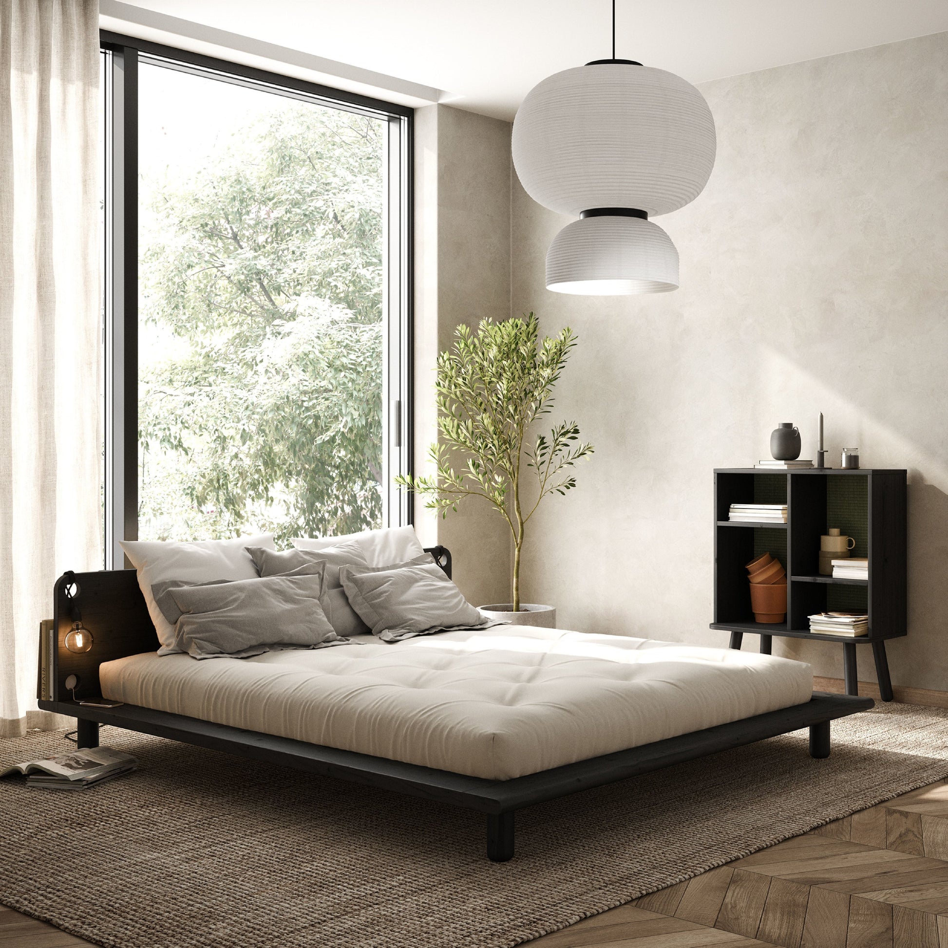 Cadre de lit en bois laqué noir avec lampes de chevet 160x200cm Peek - Karup Design