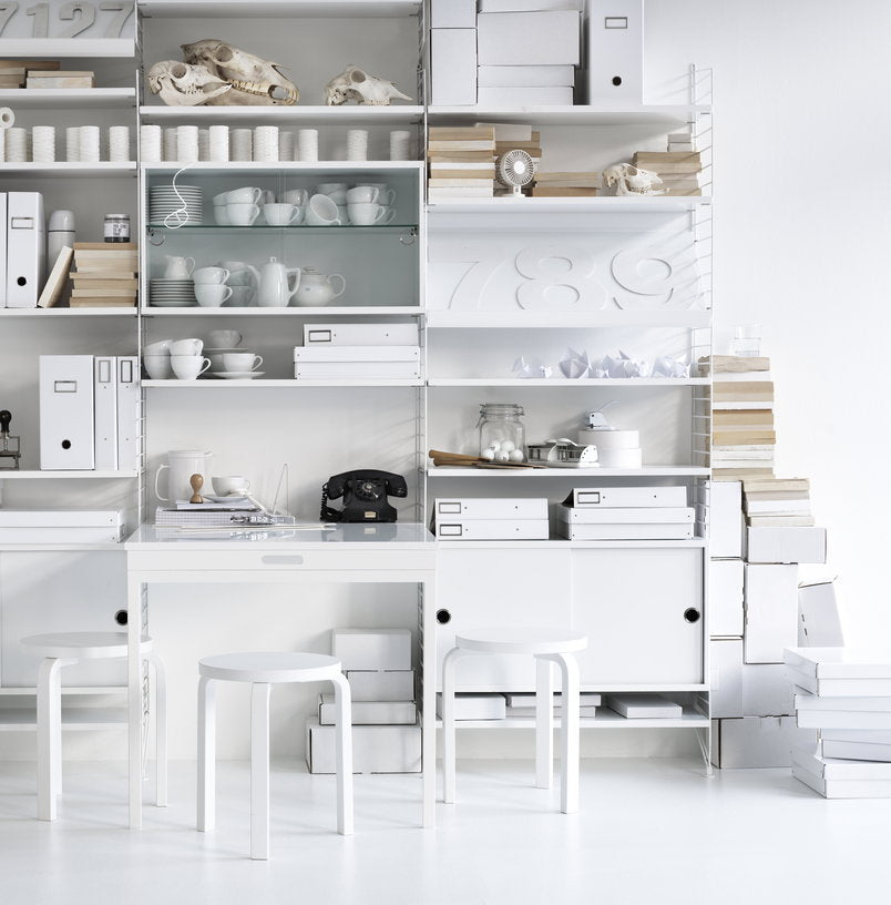 Caisson en frêne 2 portes coulissantes en verre - String furniture - The Cool Republic