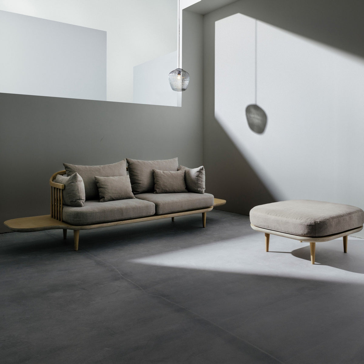 Canapé 2 places avec plateaux beige SC3 Fly - &tradition - The Cool Republic