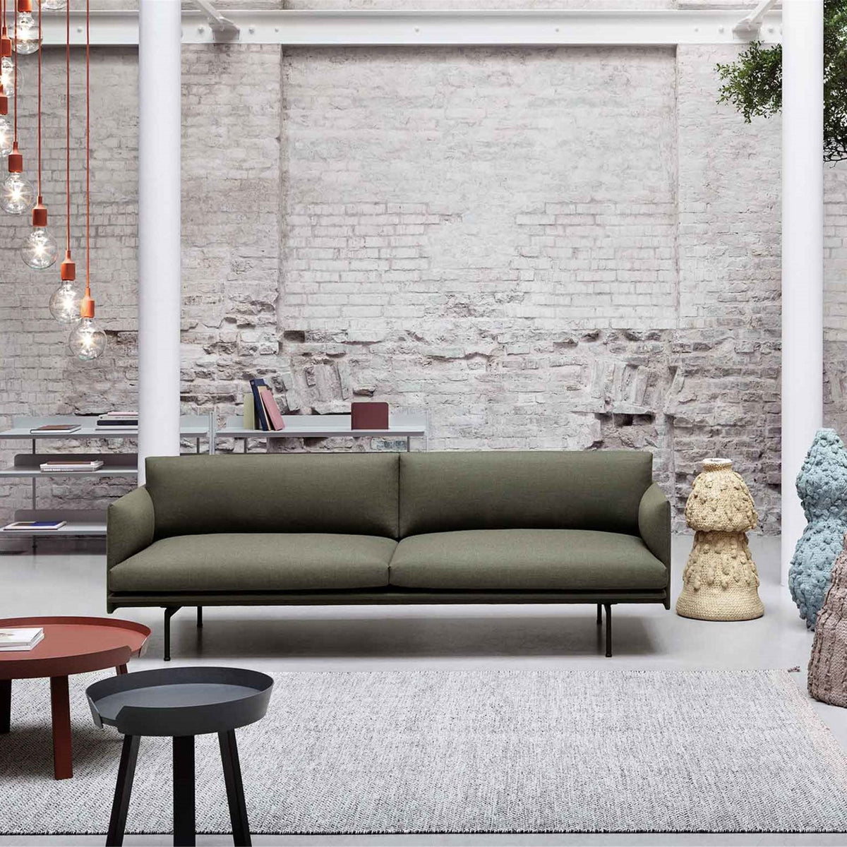 Canapé 2 places gris anthracite Outline - Muuto - The Cool Republic