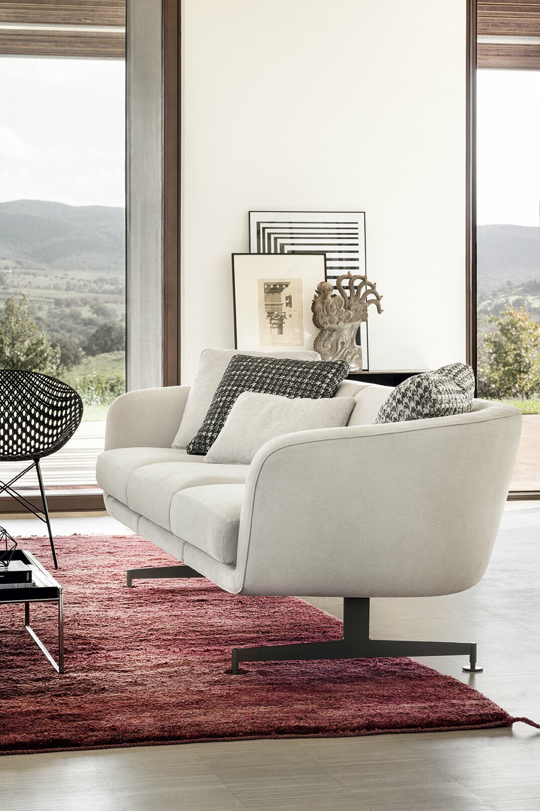 Canapé 3 places en tissu beige 245cm Betty - Kartell - The Cool Republic