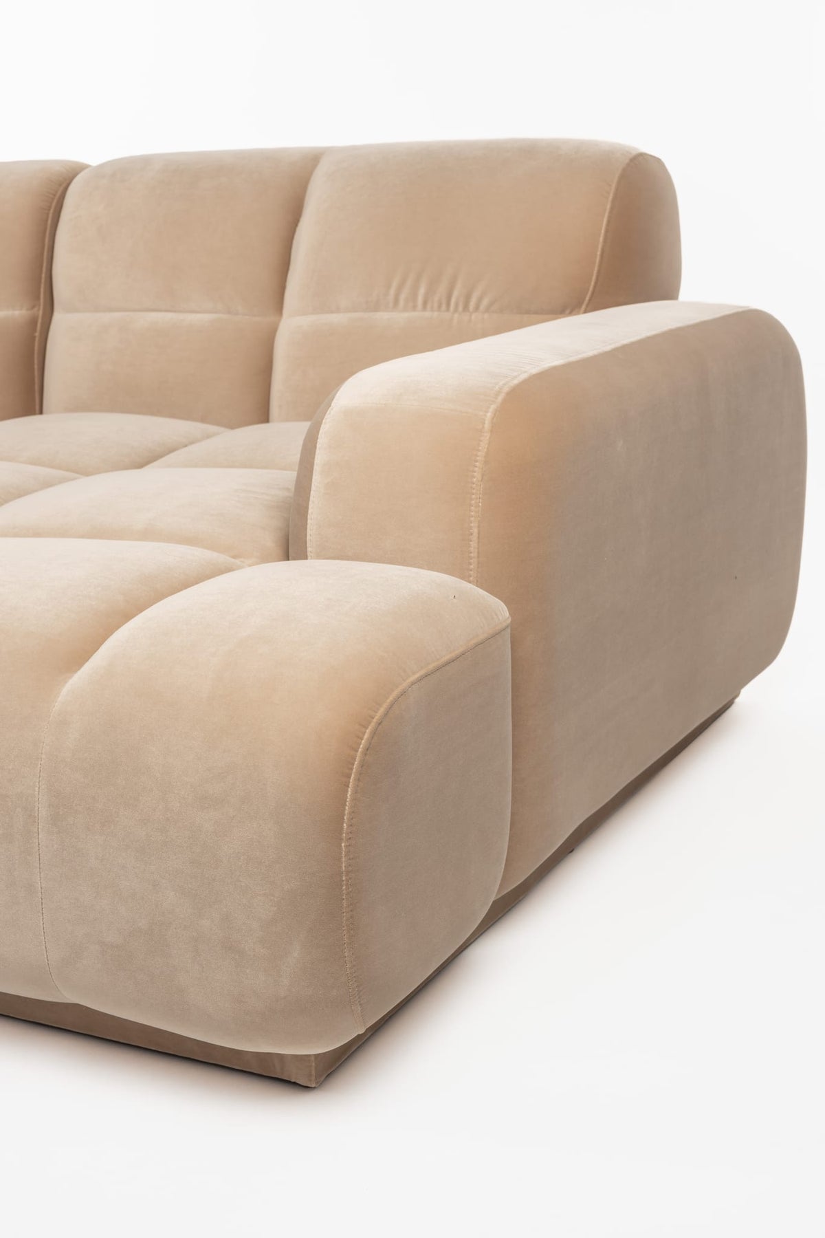 Canapé d'angle droit 6 places en velours beige 353x78cm Hazel - Zuiver — vue 5