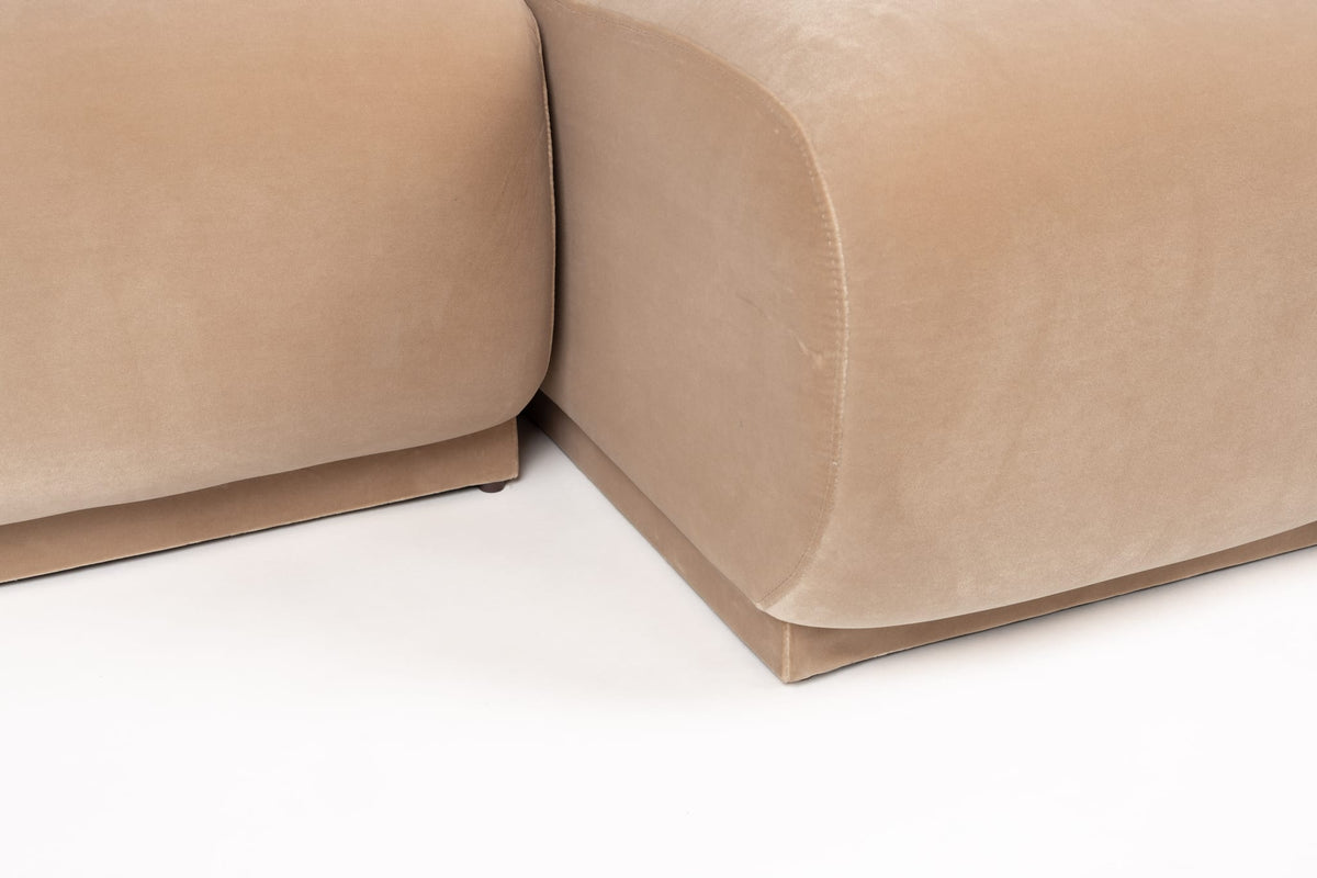 Canapé d'angle droit 6 places en velours beige 353x78cm Hazel - Zuiver — vue 7