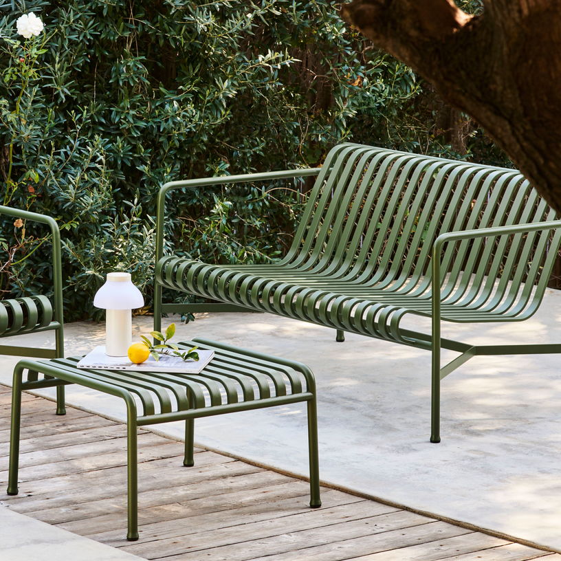 Canapé de jardin en métal olive Palissade - HAY - The Cool Republic