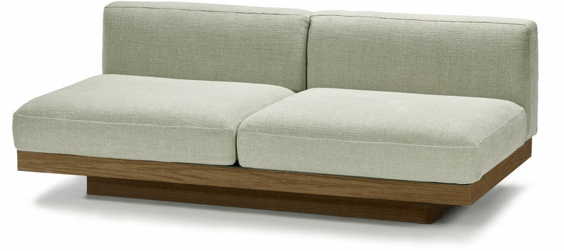Canapé deux places en bois cognac et coussins sables 193 x 115 x 72 cm Rudolph - Serax - The Cool Republic