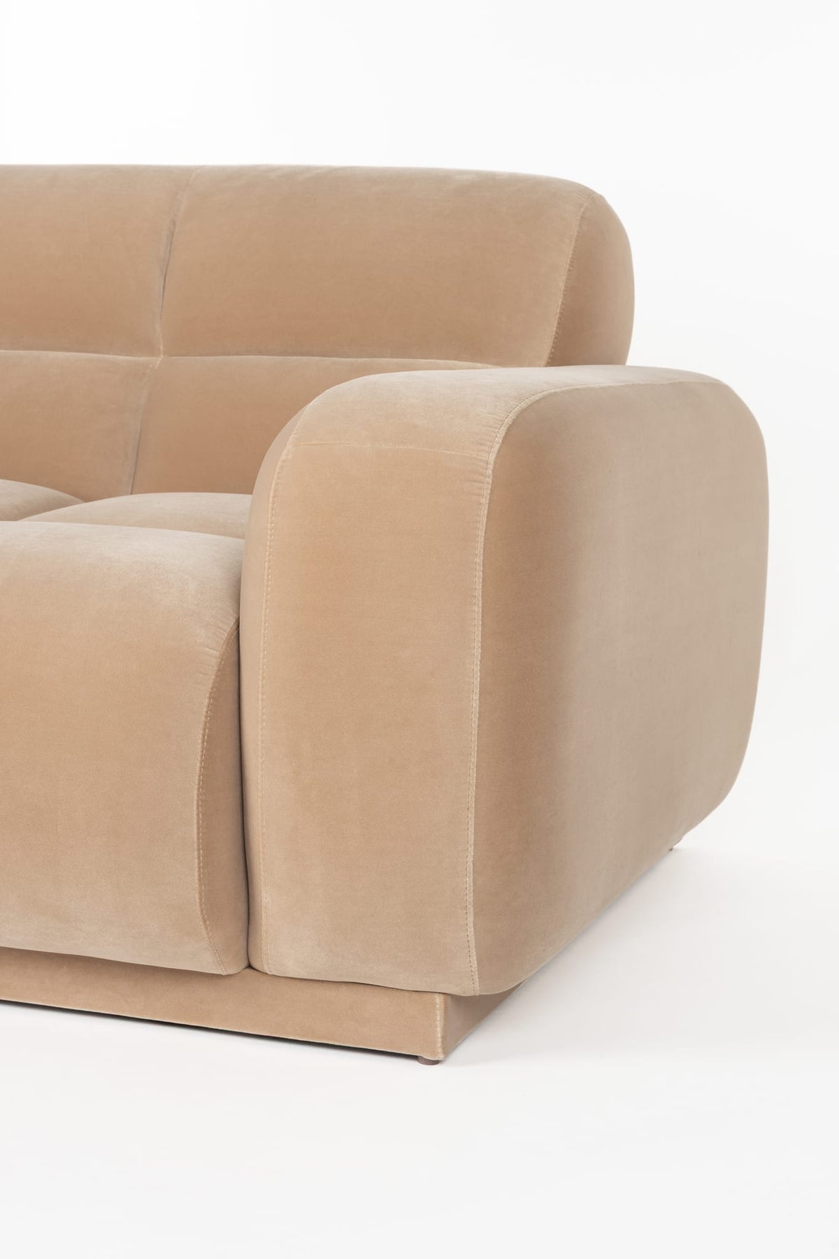 Canapé droit 6 places en velours beige 353x78cm Hazel - Zuiver — vue 5