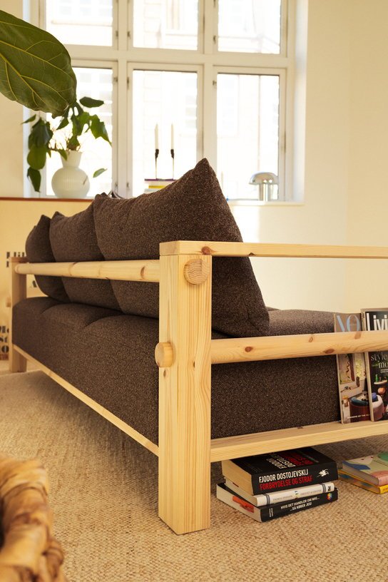 Canapé en pin et son futon warm sand 94x225x82cm Bare - Karup Design - The Cool Republic