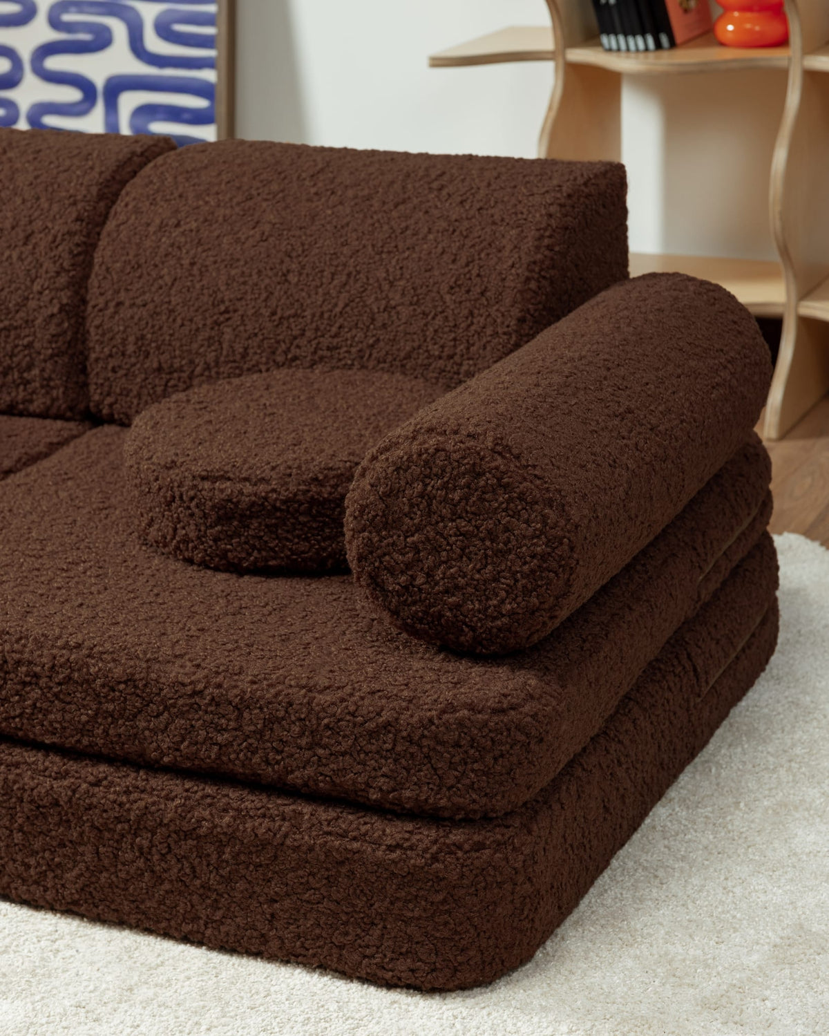 Canapé en teddy bouclé marron 132x78x46cm Warm Hazel - Wigiwama — vue 5