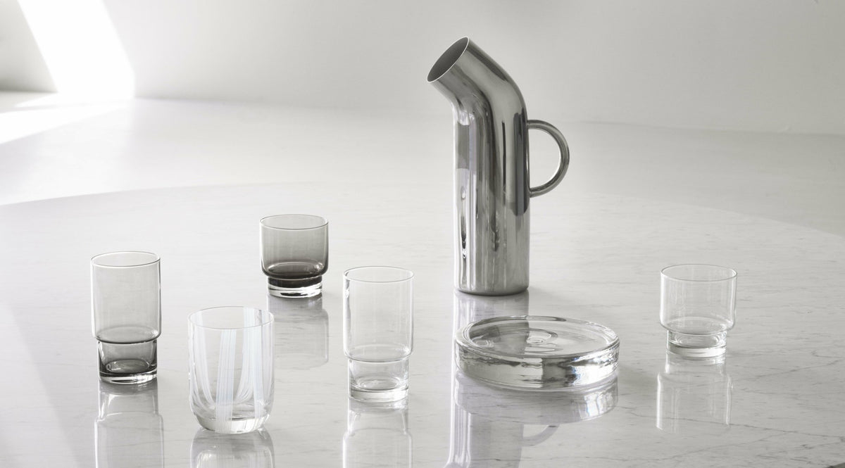 Carafe design en acier poli miroir Pipe - Normann Copenhagen - The Cool Republic