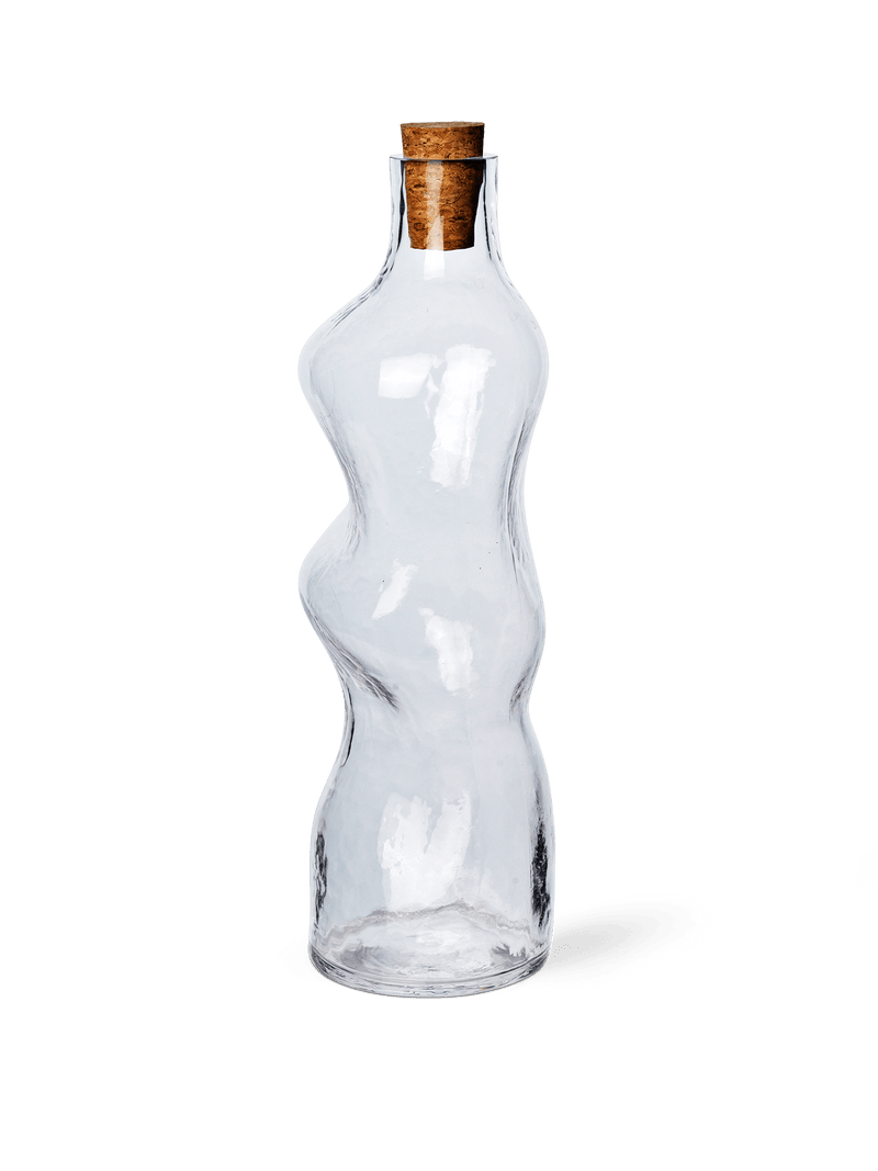 Carafe en verre transparent et bouchon en liège 1L Dimple - Ferm Living - The Cool Republic