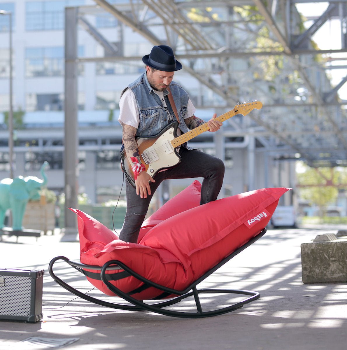 Chaise à bascule pour pouf Original noire Rock'n'Roll - Fatboy - The Cool Republic