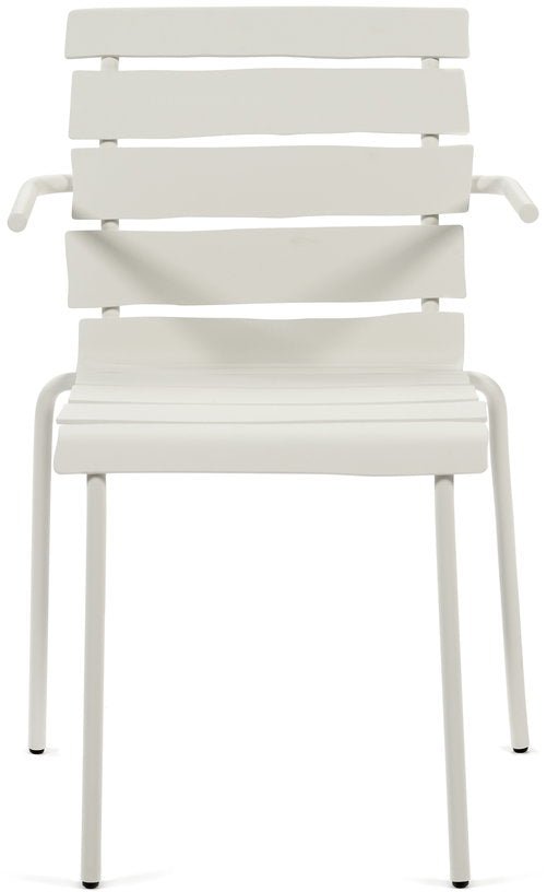 Chaise avec accoudoirs de jardin en métal blanc 56x55x82cm - valerie_objects - The Cool Republic