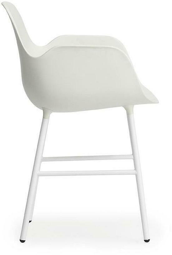 Chaise avec accoudoirs en acier et pp blanc Form - Normann Copenhagen - The Cool Republic
