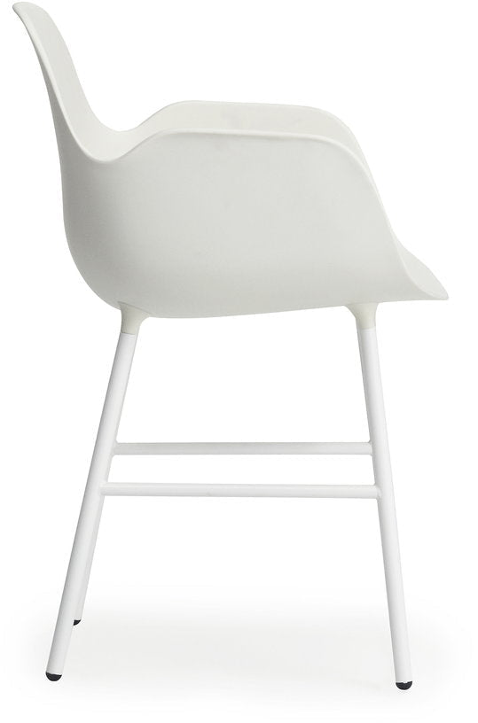 Chaise avec accoudoirs en acier et pp blanc Form - Normann Copenhagen - The Cool Republic