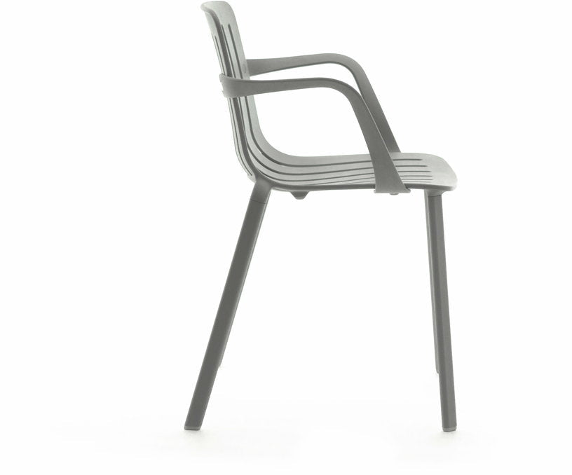 Chaise avec accoudoirs en aluminium gris Plato - Magis - The Cool Republic