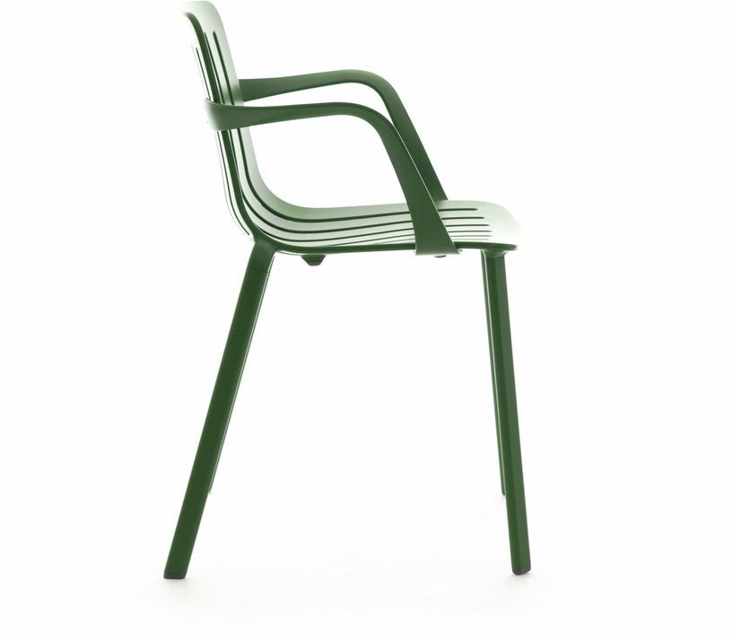 Chaise avec accoudoirs en aluminium vert Plato - Magis - The Cool Republic
