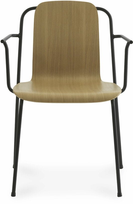Chaise avec accoudoirs en chêne structure noire Studio Oak - Normann Copenhagen - The Cool Republic