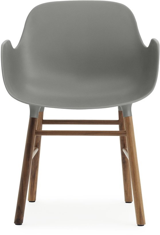 Chaise avec accoudoirs en noyer naturel et pp gris Form - Normann Copenhagen - The Cool Republic