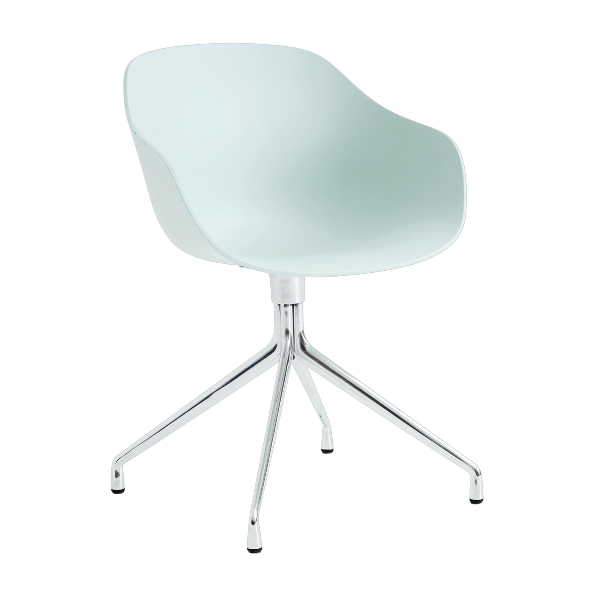 Chaise avec accoudoirs en plastique recyclé dusty mint et pieds en aluminium AAC 220 2.0 - HAY - The Cool Republic