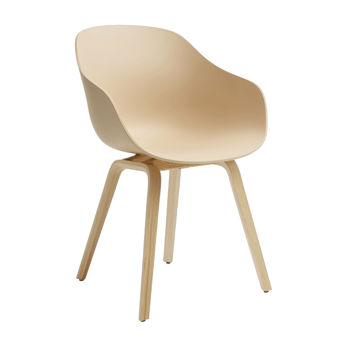 Chaise avec accoudoirs en plastique recyclé pêche et pieds en chêne AAC 222 2.0 - HAY - The Cool Republic