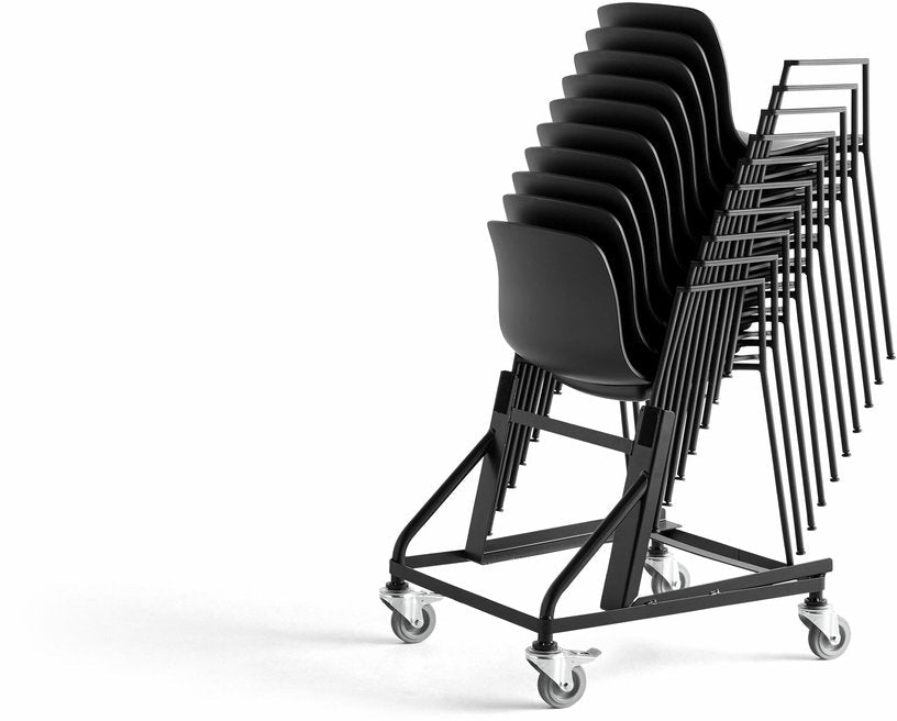 Chaise avec accoudoirs en plastique recyclé vert et pieds en acier noir AAC 18 2.0 - HAY - The Cool Republic