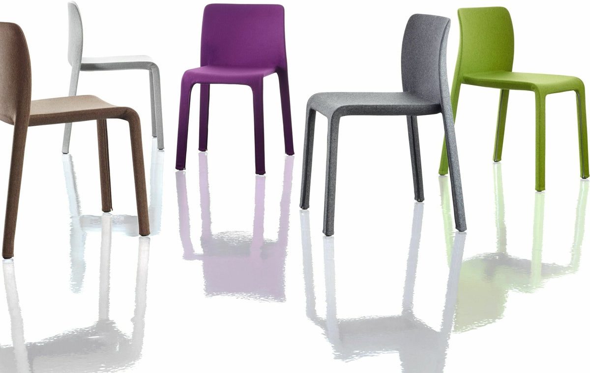 Chaise avec housse en tissu marron First Dressed - Magis - The Cool Republic