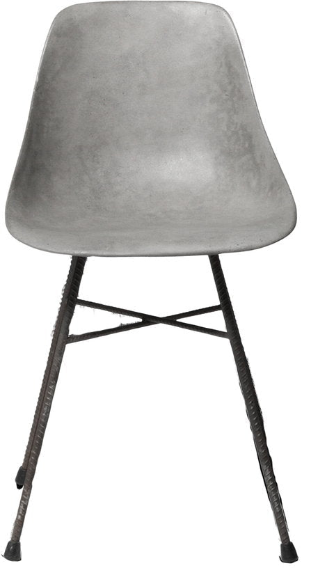 Chaise avec pieds en métal Hauteville - Lyon Béton - The Cool Republic